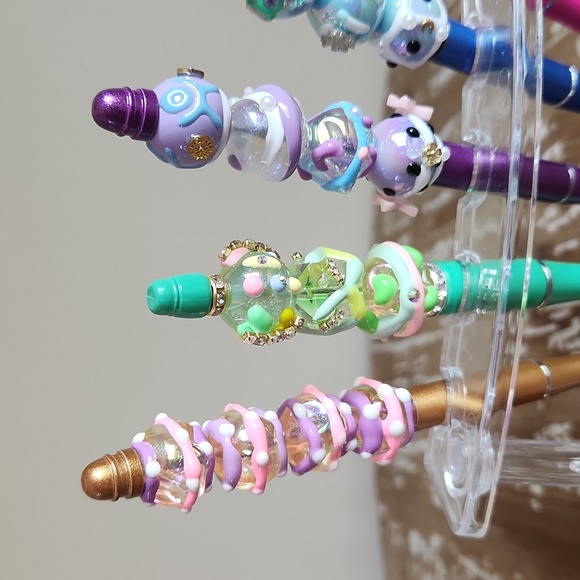 Beaded Pens with Hand Painted Beads - Picture 7 of 7